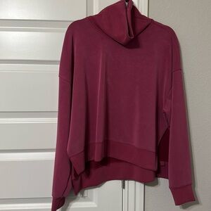 Lululemon size 10 softstreme size 10